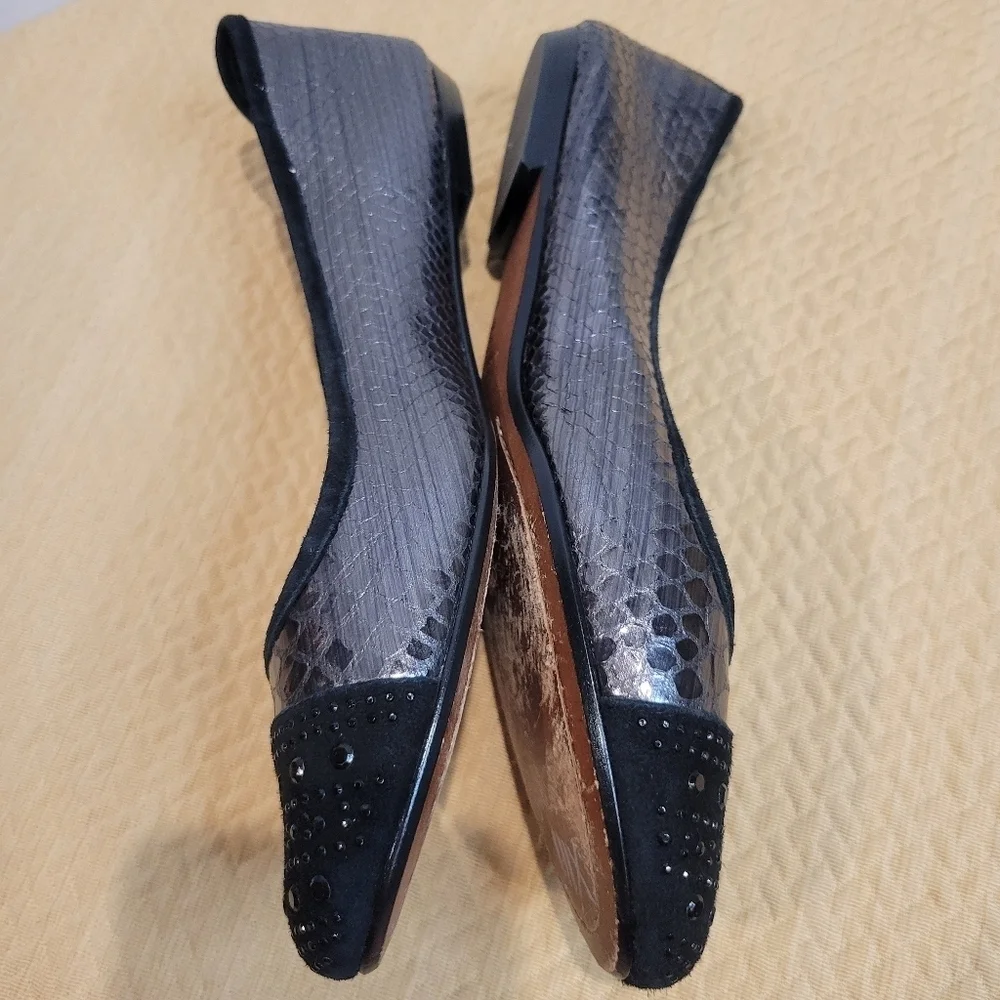Donald j pliner size 9m great animal print black/silver ballet flats